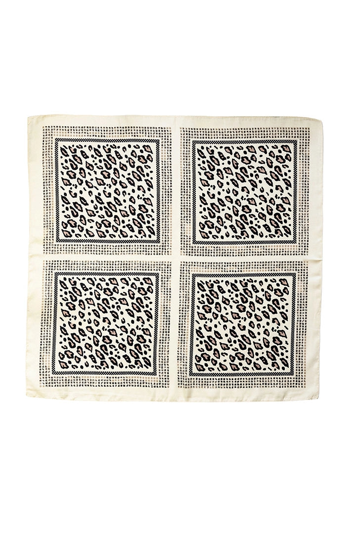 Pañuelo 70x70 - ch-23956